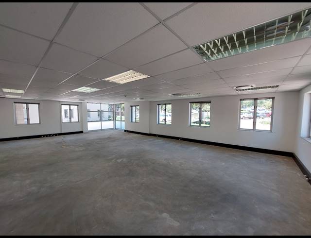 1,250M² OFFICE TO LET IN GREENSTONE HILL